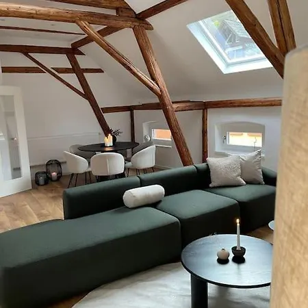 Apartment Mosel-charm - Urige Dachgeschosswohnung - 3 Schlafzimmer Fuer 6 Personen - Liebevoll Renoviert & Gemuetlich
